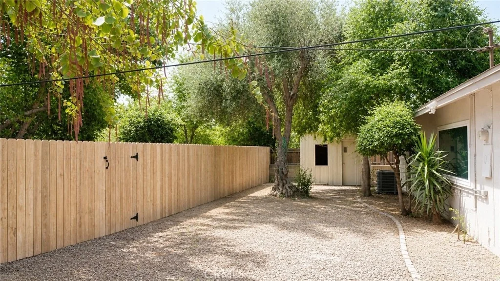 Photo of 1260 Grove Ave