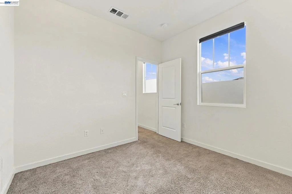 Photo of 617 Whisper Ln