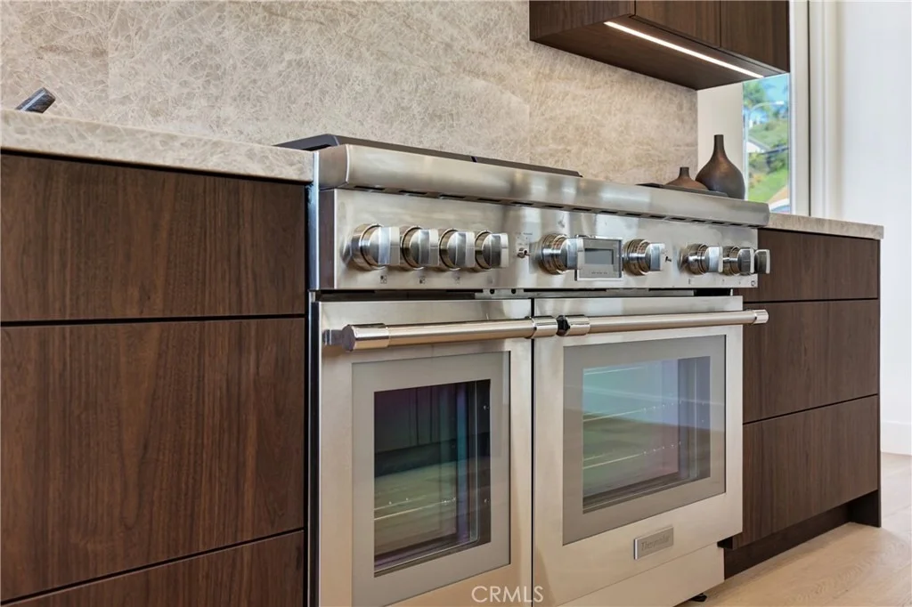Photo of 408 Avenida Presidio