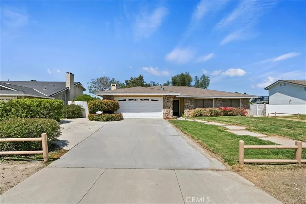Photo of 2386 Hialeah Circle