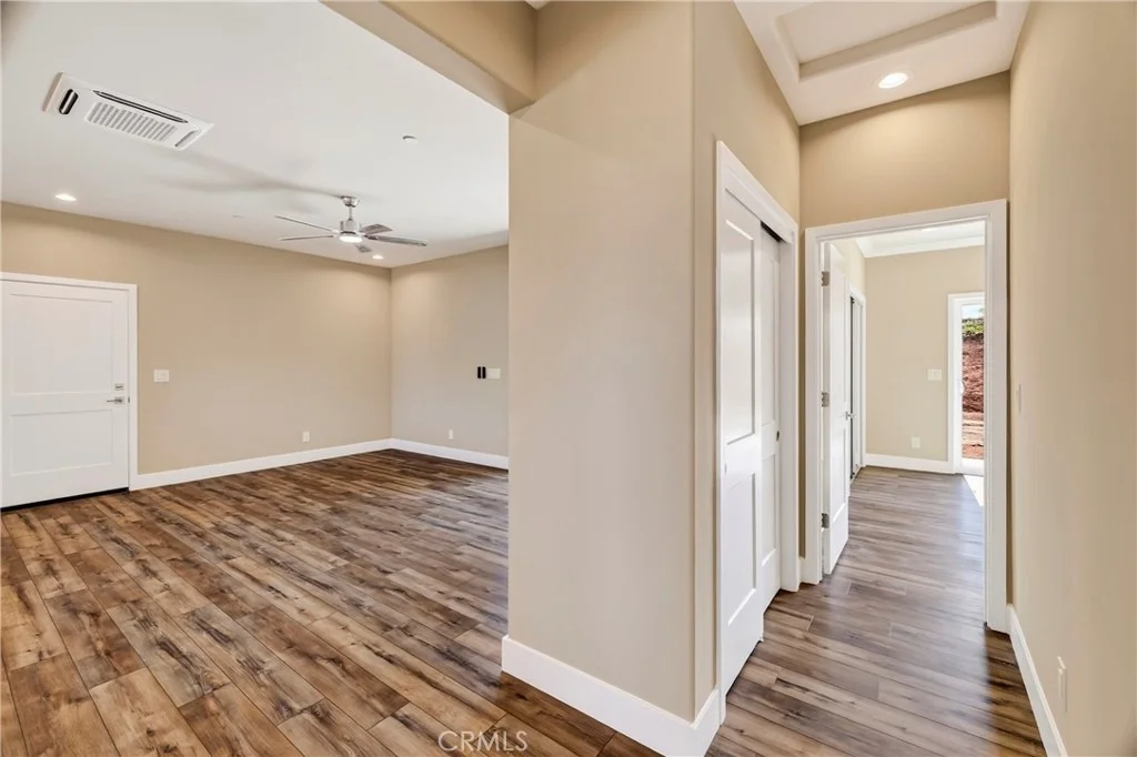 Photo of 6040 Maxwood