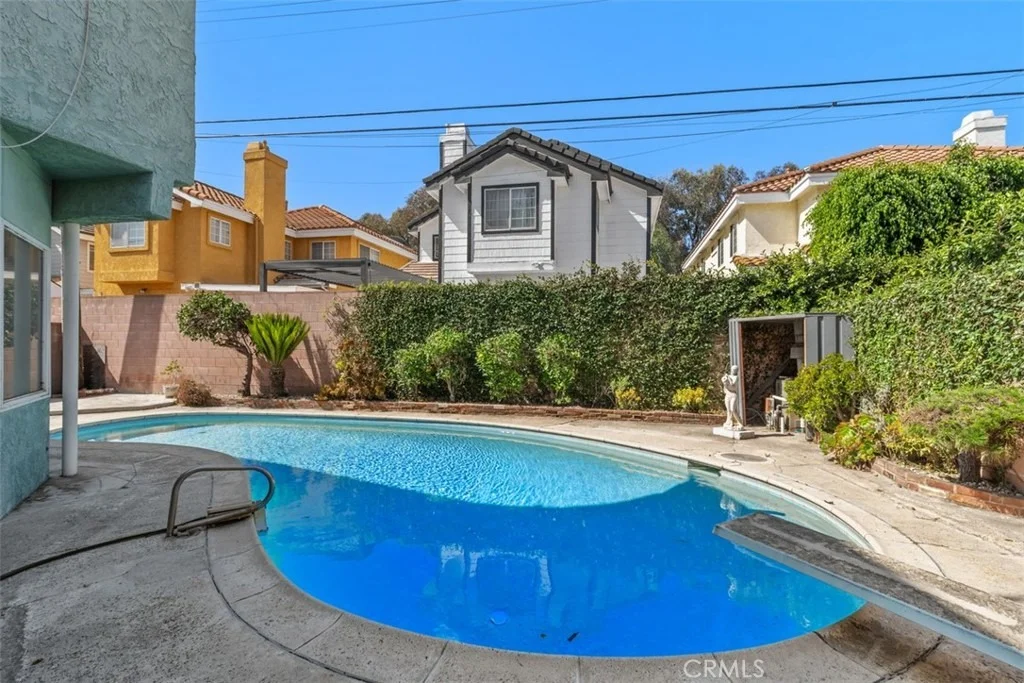 Photo of 10253 Angell