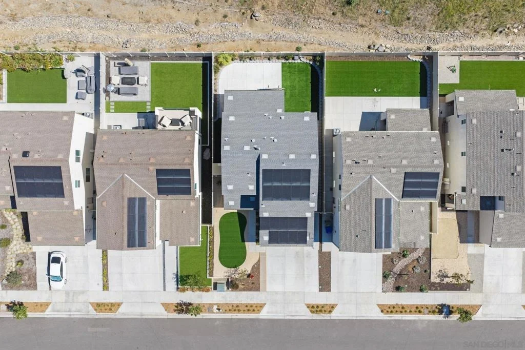 Photo of 35241 Valencia Pt