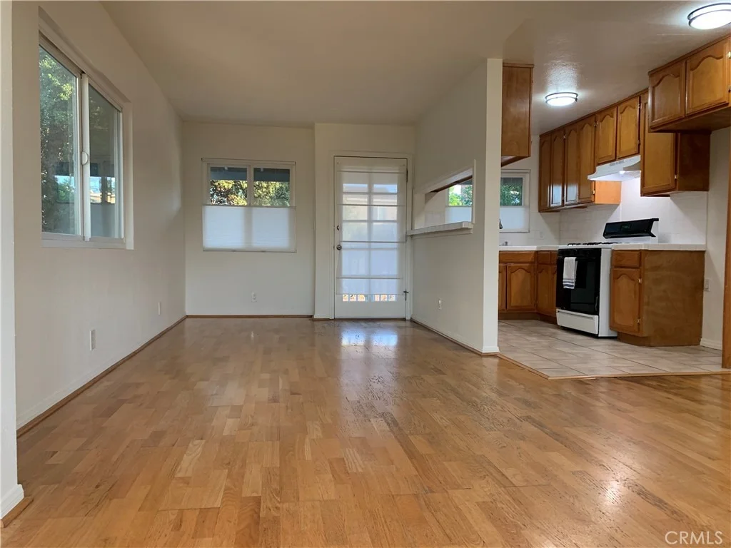 Photo of 4053 Barrett Road