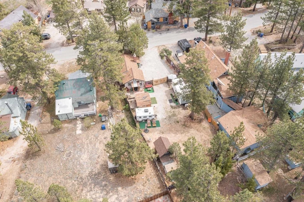 Photo of 40057 Forest Road