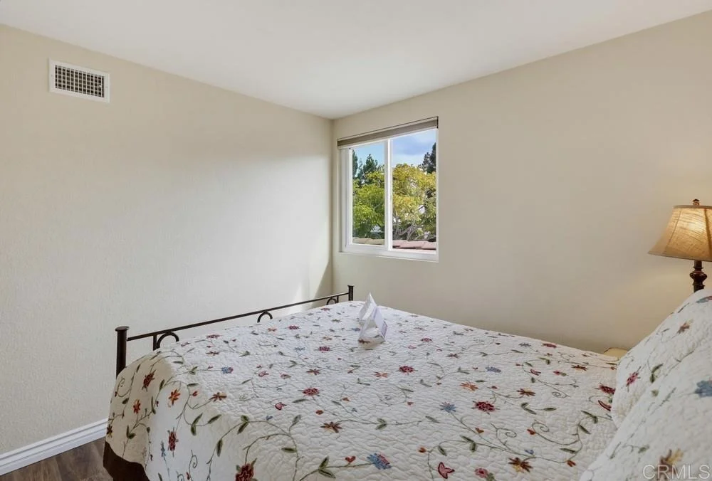 Photo of 608 FORESTER LN
