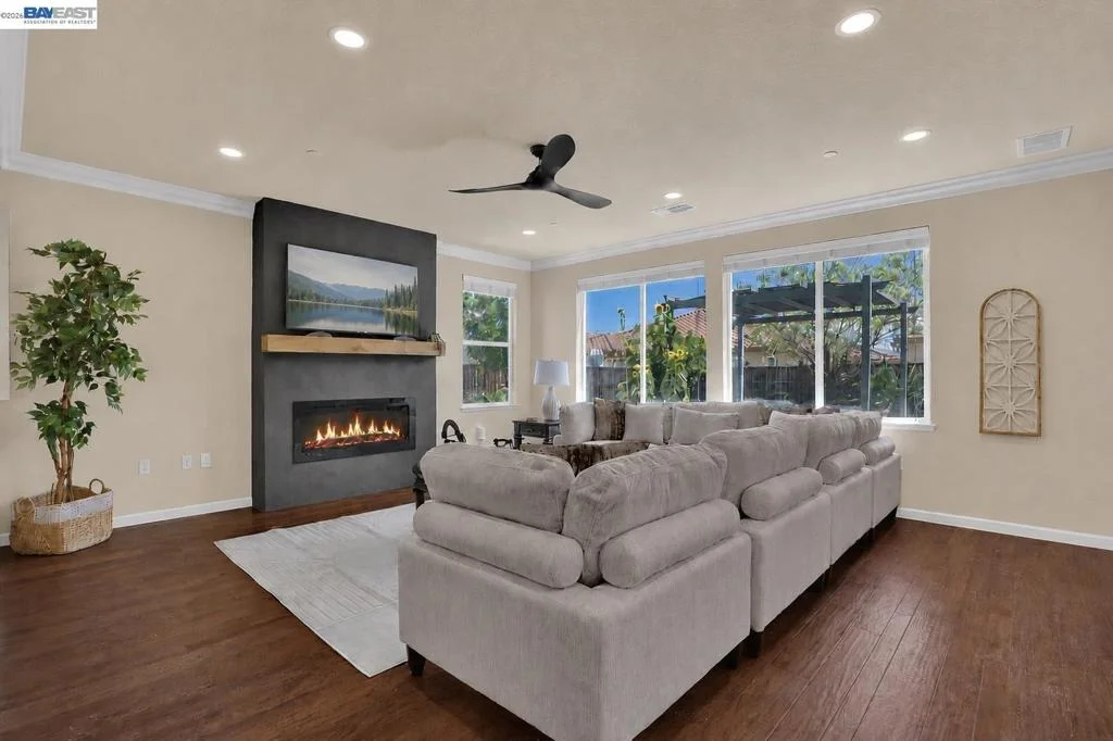 Photo of 8012 Westport Cir