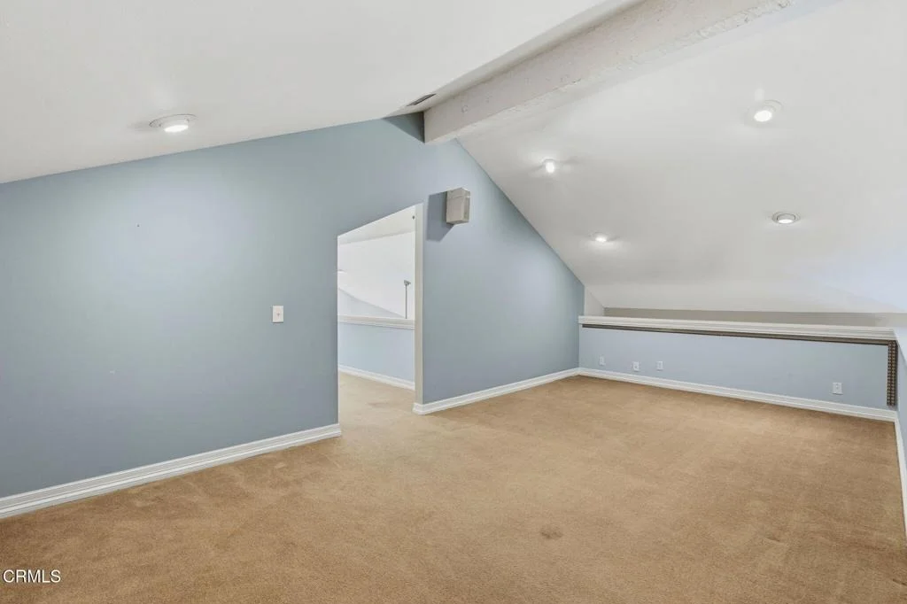 Photo of 405 Woodcliffe Road