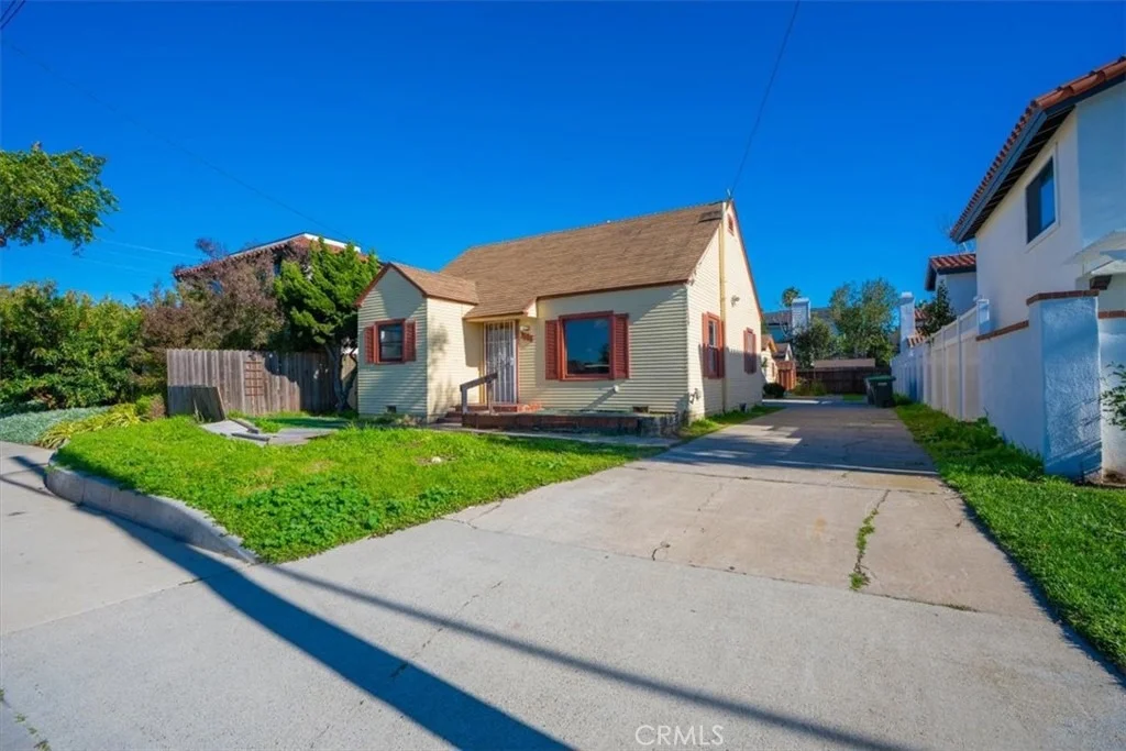 Photo of 1586 Orange