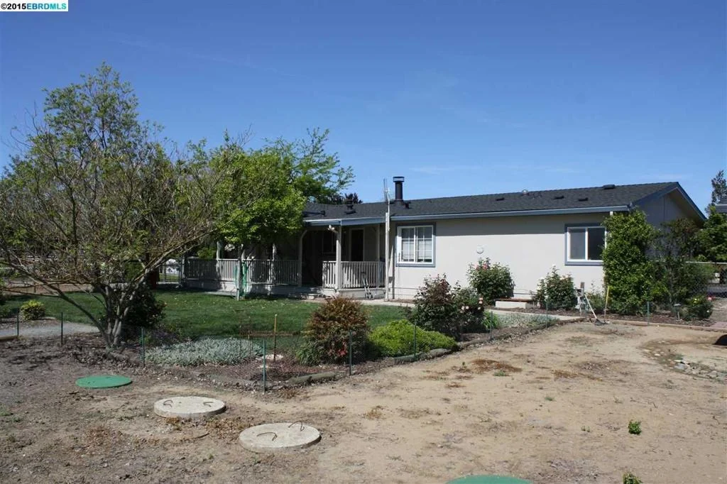 Photo of 145 EAGLE LN