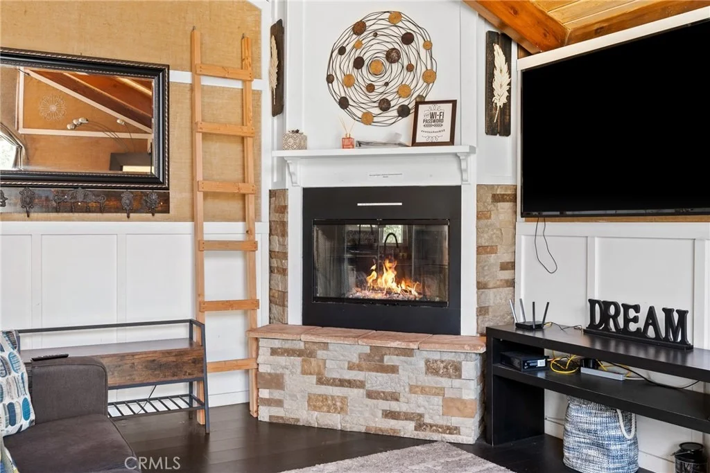 Photo of 29199 Lake Brook