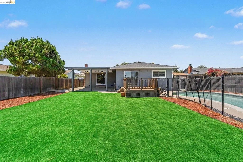Photo of 1126 Mission Dr