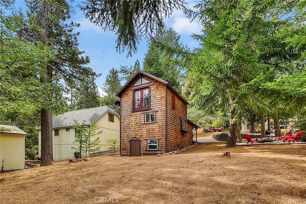 Photo of 471 Willow Witch