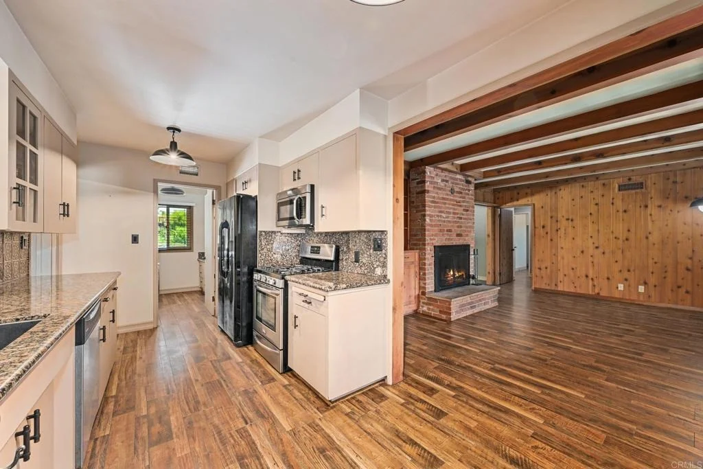 Photo of 673 Monterey Lane