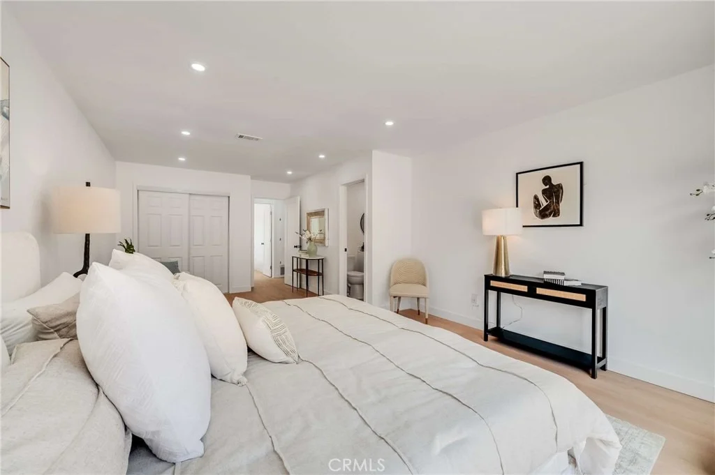 Photo of 6425 Stover