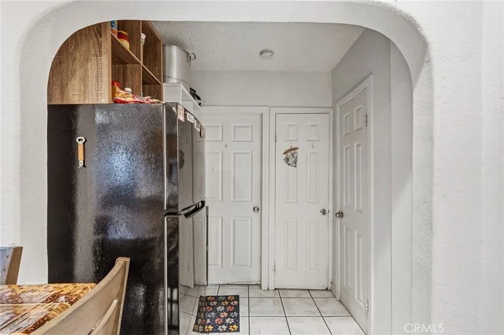Photo of 4035 Beck