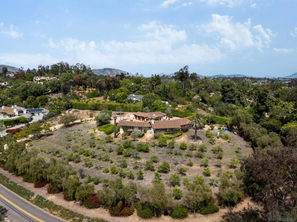 Photo of 6858 Las Colinas