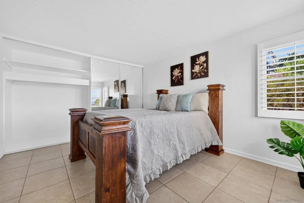 Photo of 1166 Merritt Drive