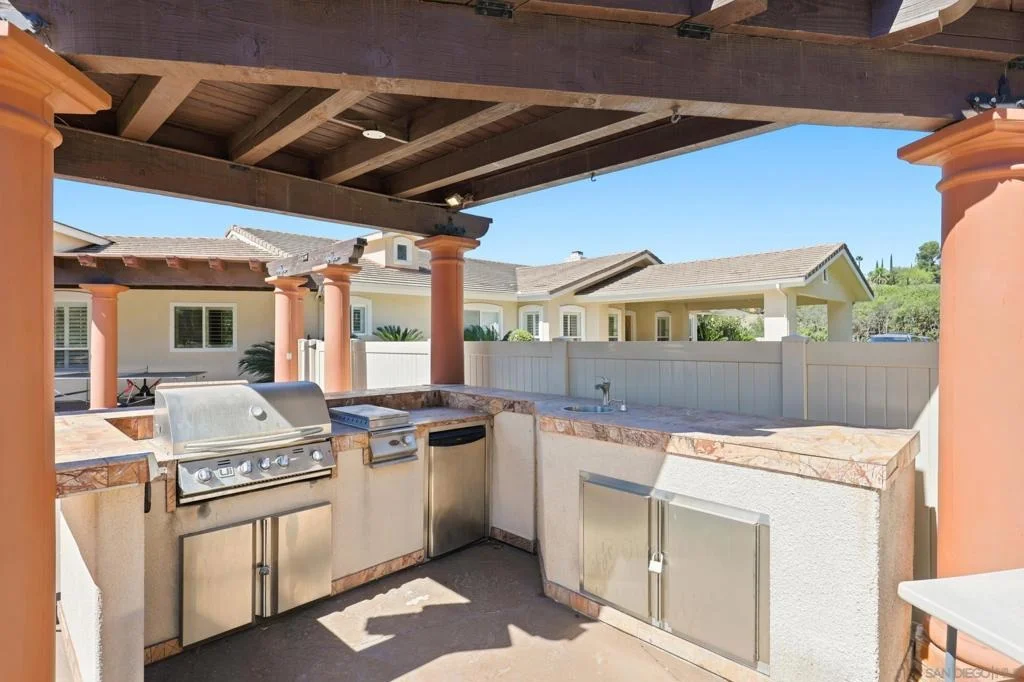 Photo of 43821 Shady Creek