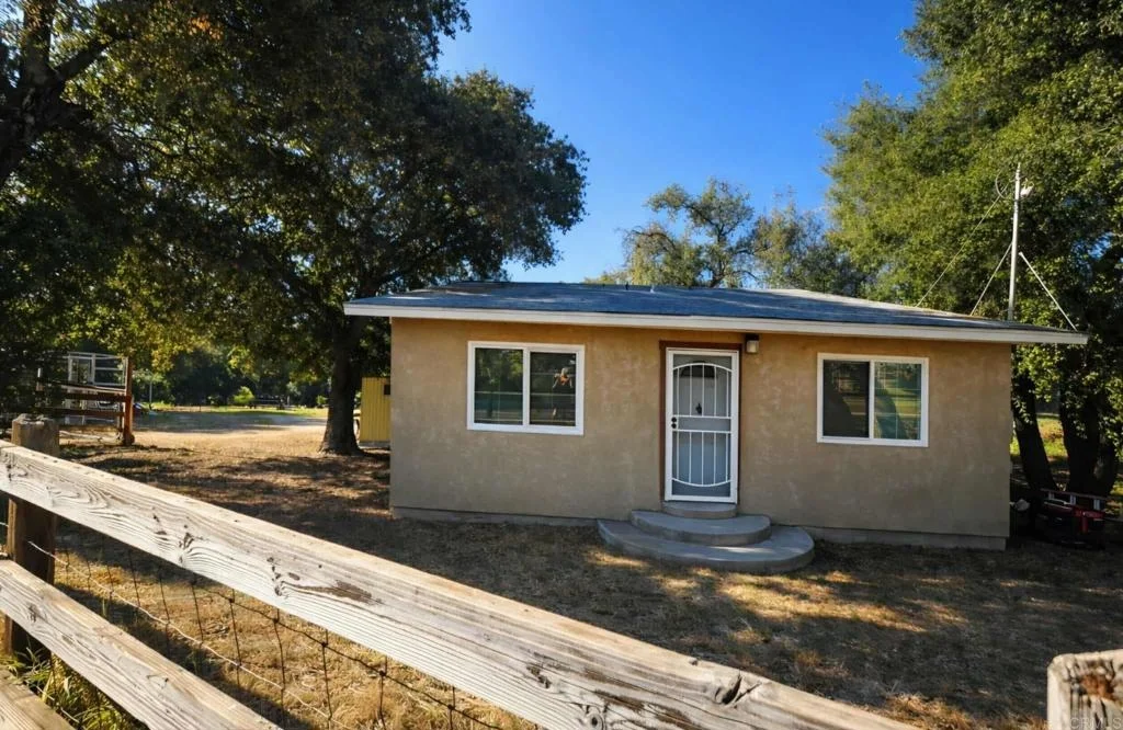Photo of 1524 Potrero Circle