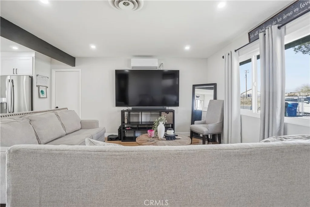 Photo of 23921 South