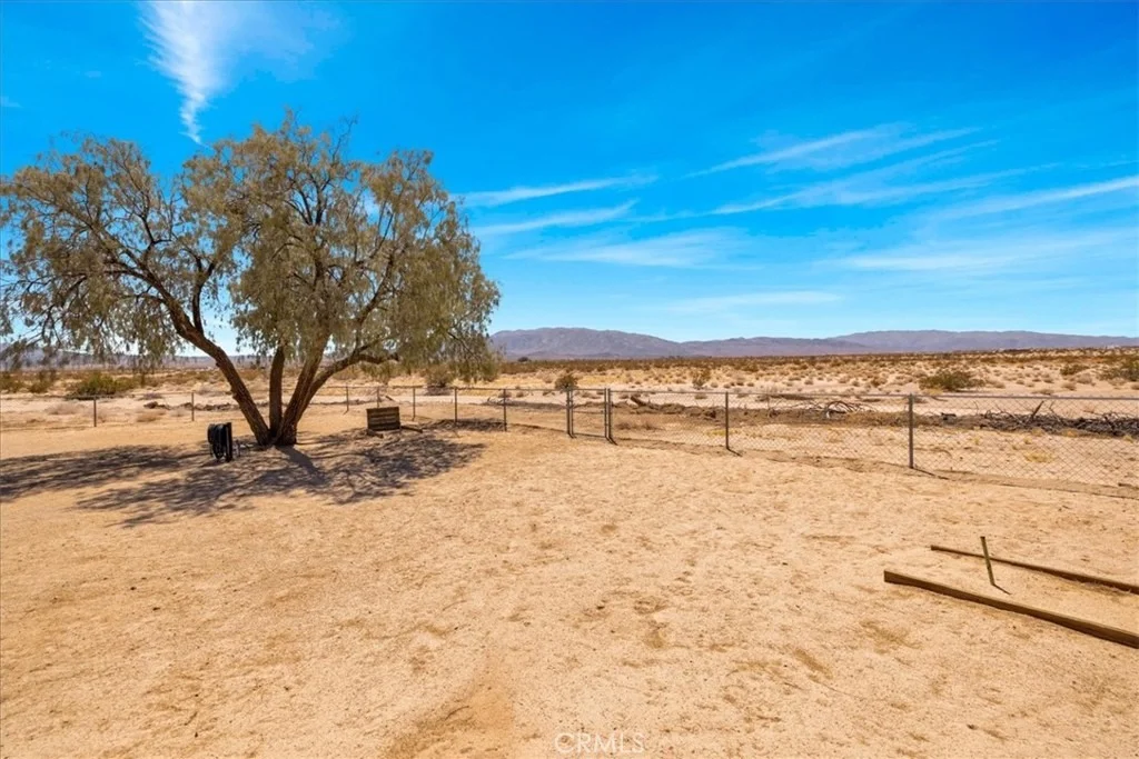 Photo of 5828 Steeg Road