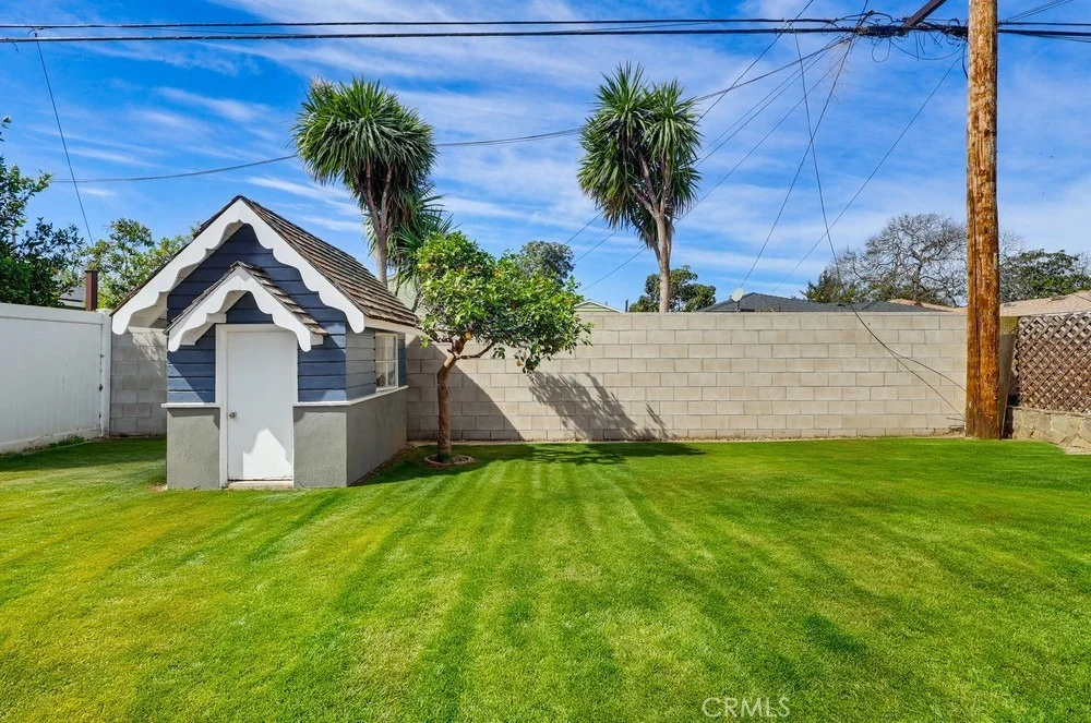 Photo of 3133 Cedar Avenue