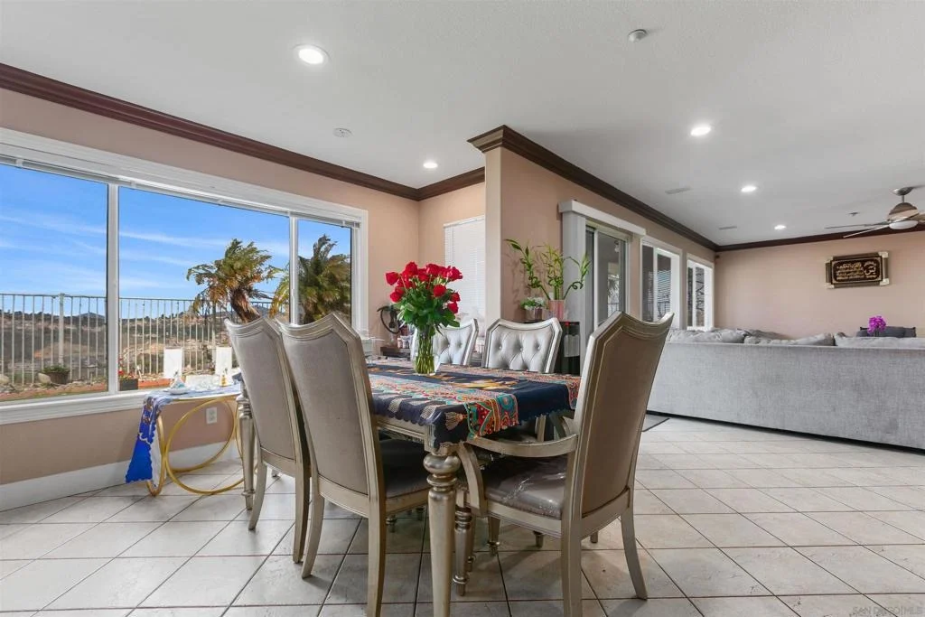 Photo of 10394 Valley Waters Dr