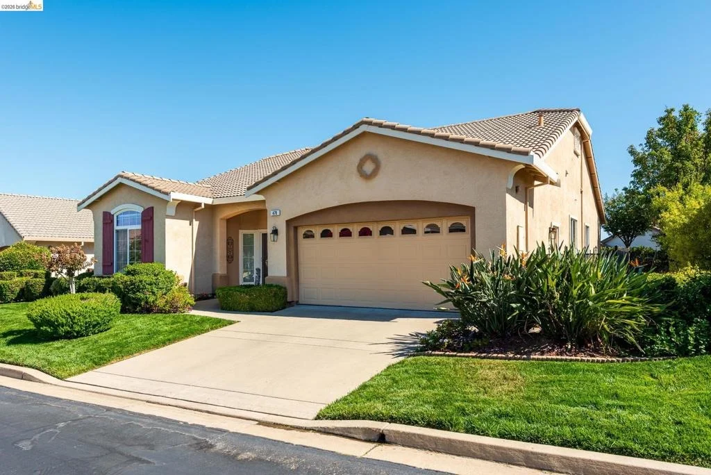 Photo of 478 Coronation Dr