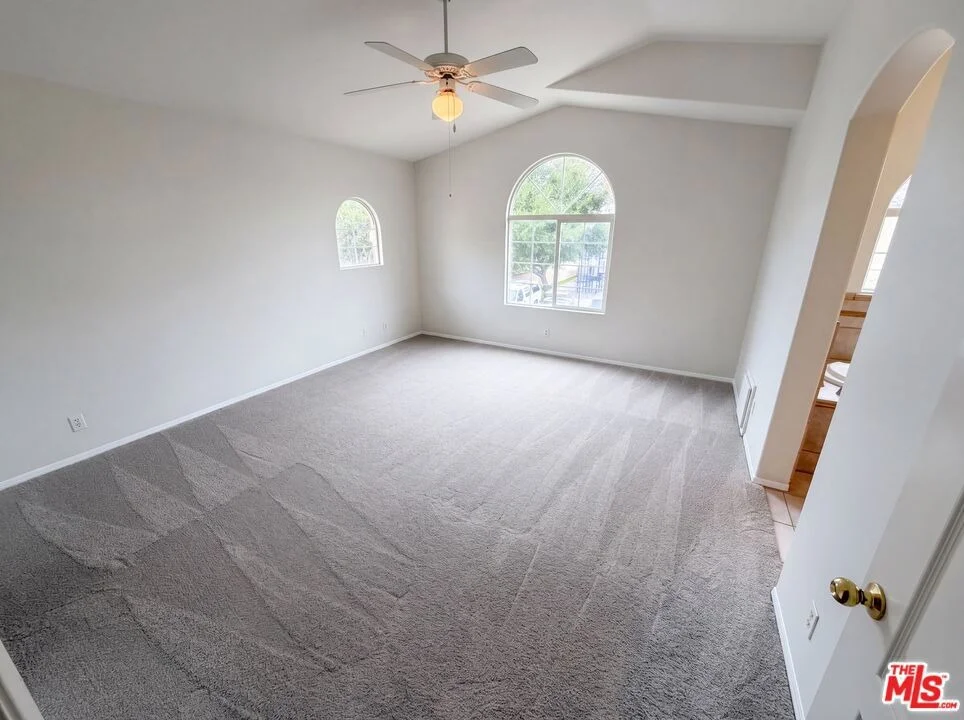 Photo of 1242 Heritage Way