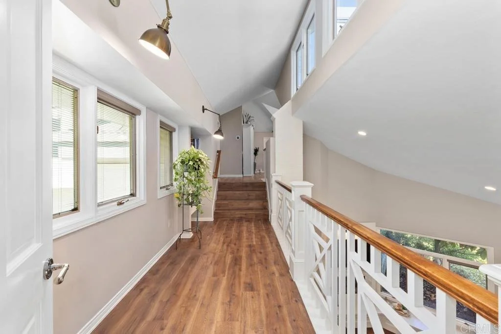 Photo of 5241 Alzeda Drive