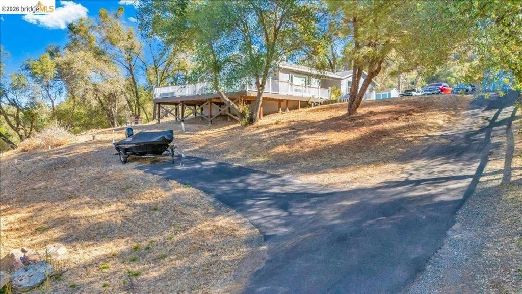 Photo of 19533 Rawhide Rd