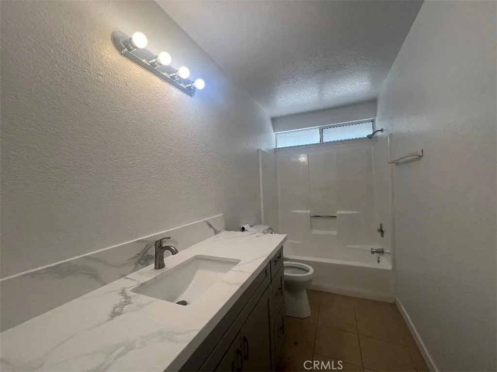 Photo of 15232 Greenrock