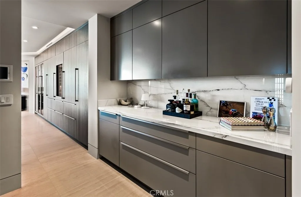Photo of 2928 Ocean