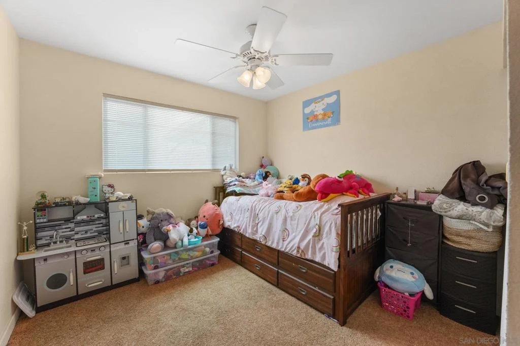 Photo of 656 Flora Dr
