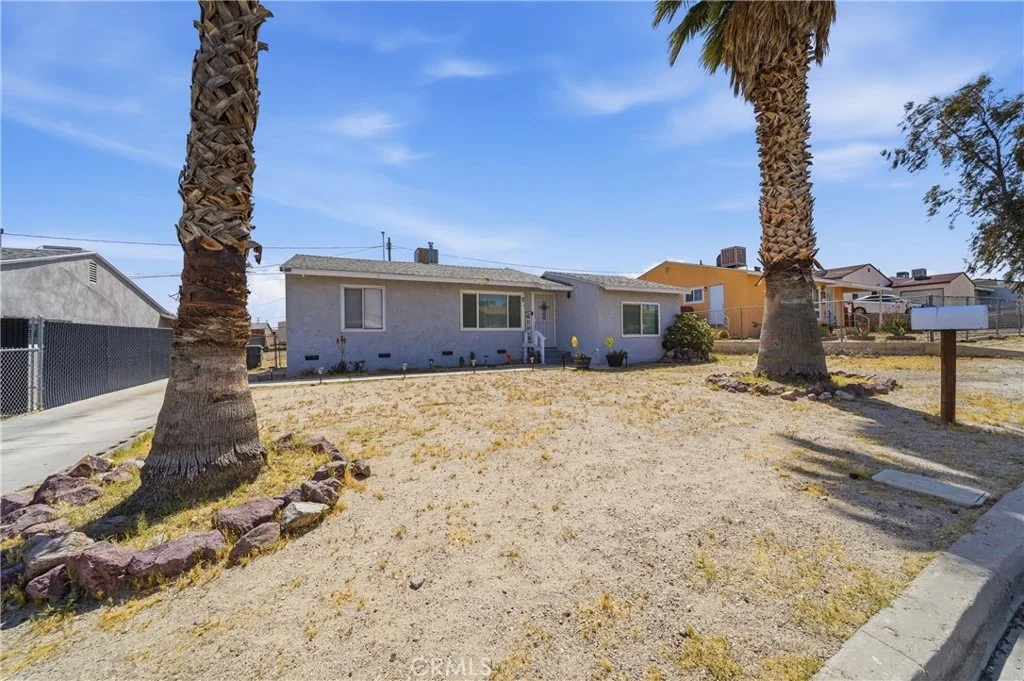 Photo of 571 Lillian