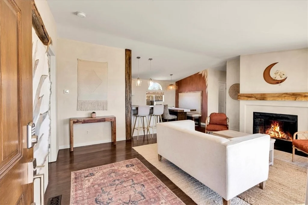Photo of 60707 Sonora Road