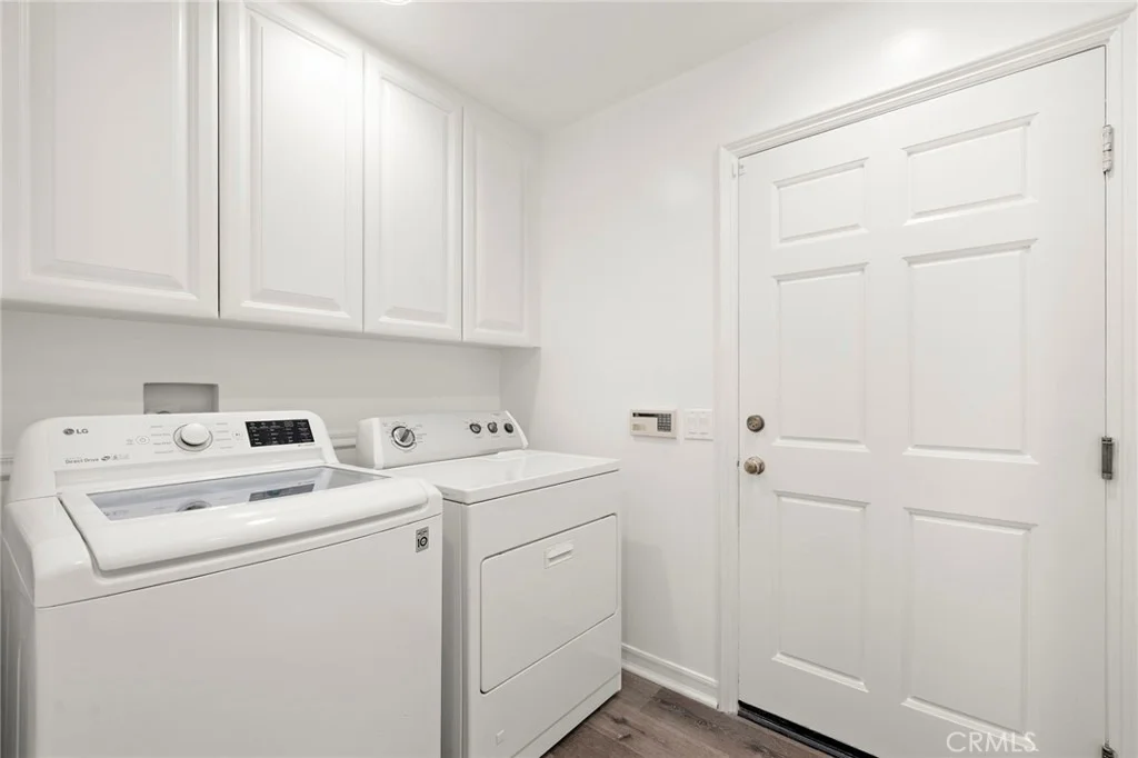 Photo of 1582 White Alder