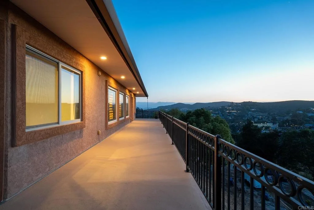 Photo of 11687 VALLE VISTA RD