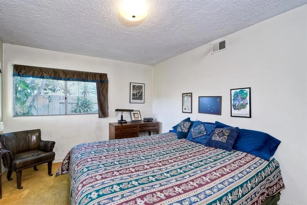 Photo of 1041 Passiflora Place