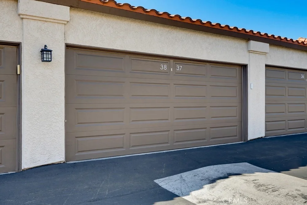 Photo of Unit D at 34 Corniche