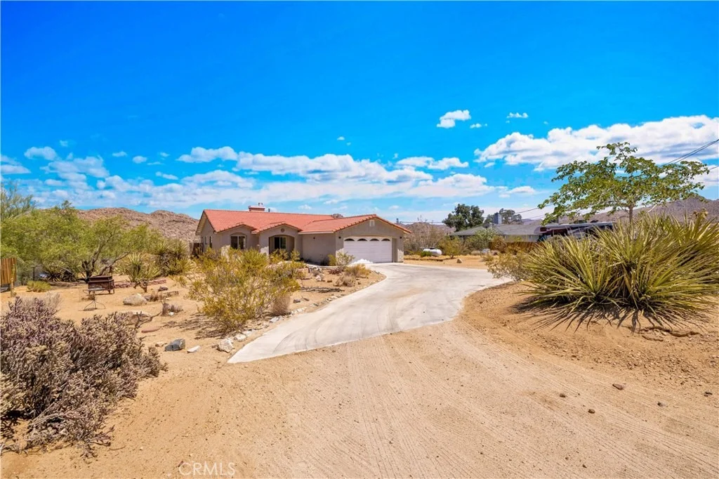 Photo of 7381 Sunset Road