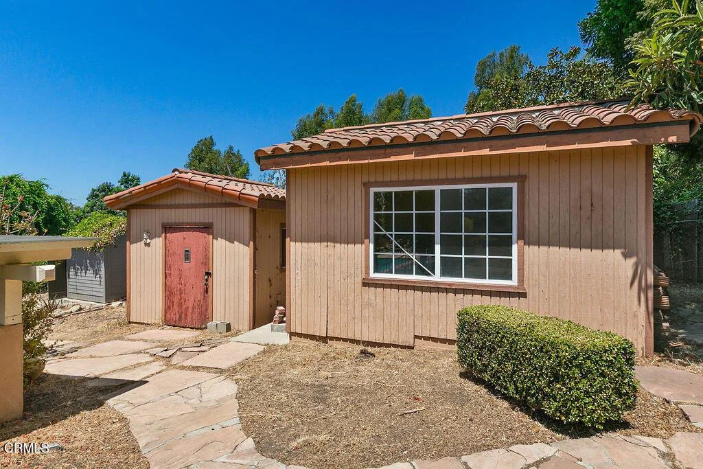 Photo of 567 N Avocado Place
