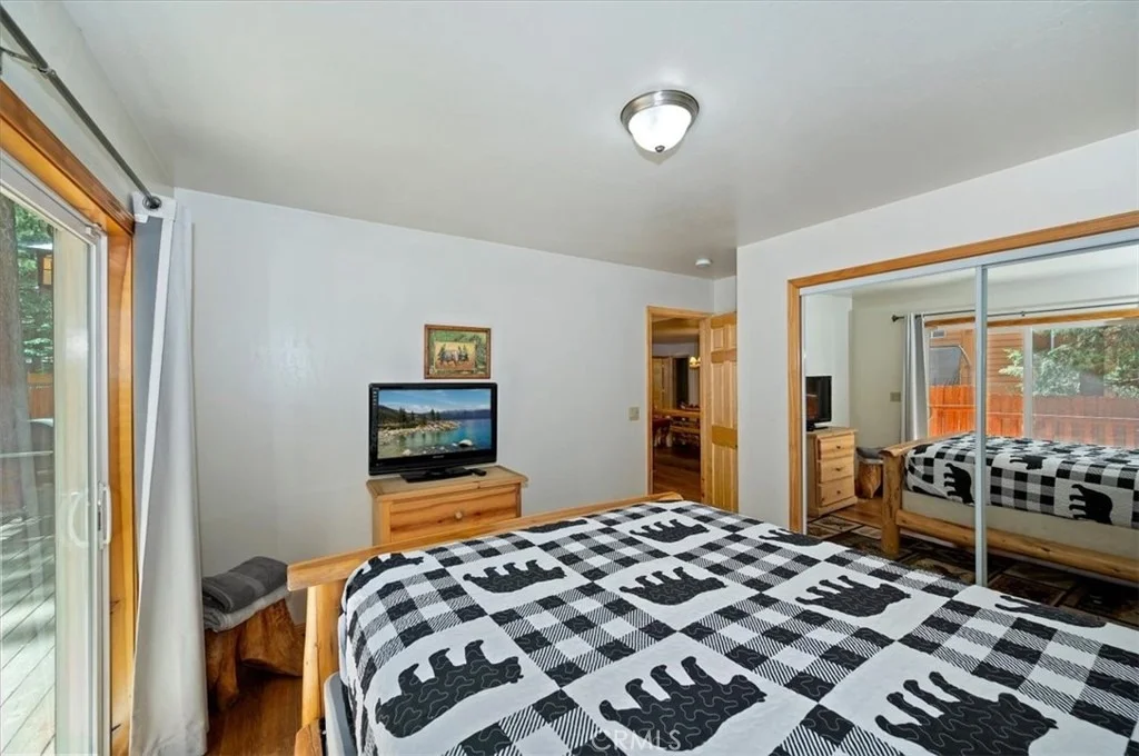 Photo of 41971 Tamarack