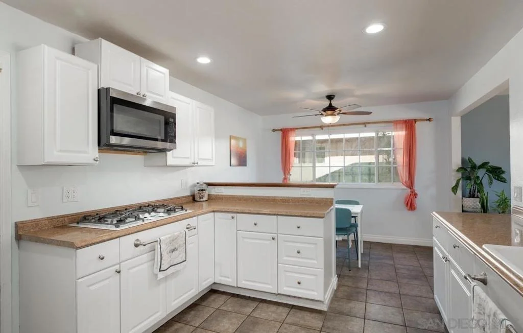 Photo of 1411 Cornwall