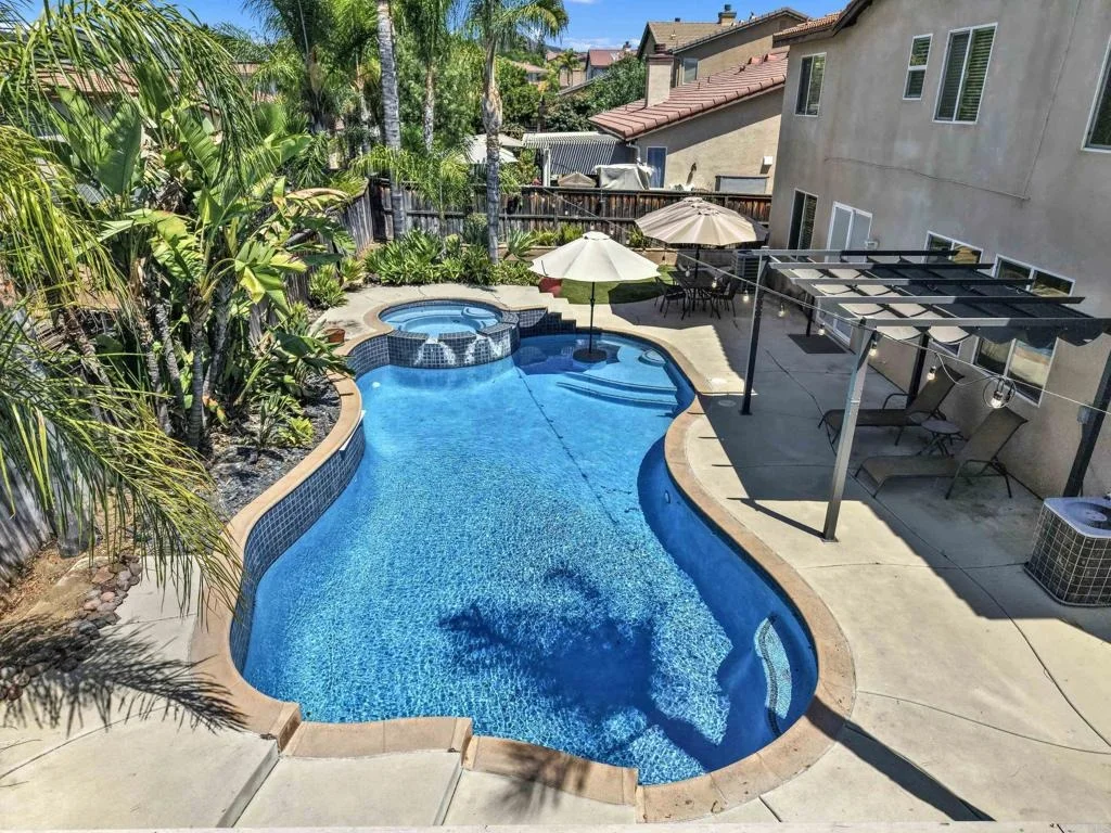 Photo of 40865 Robards Way