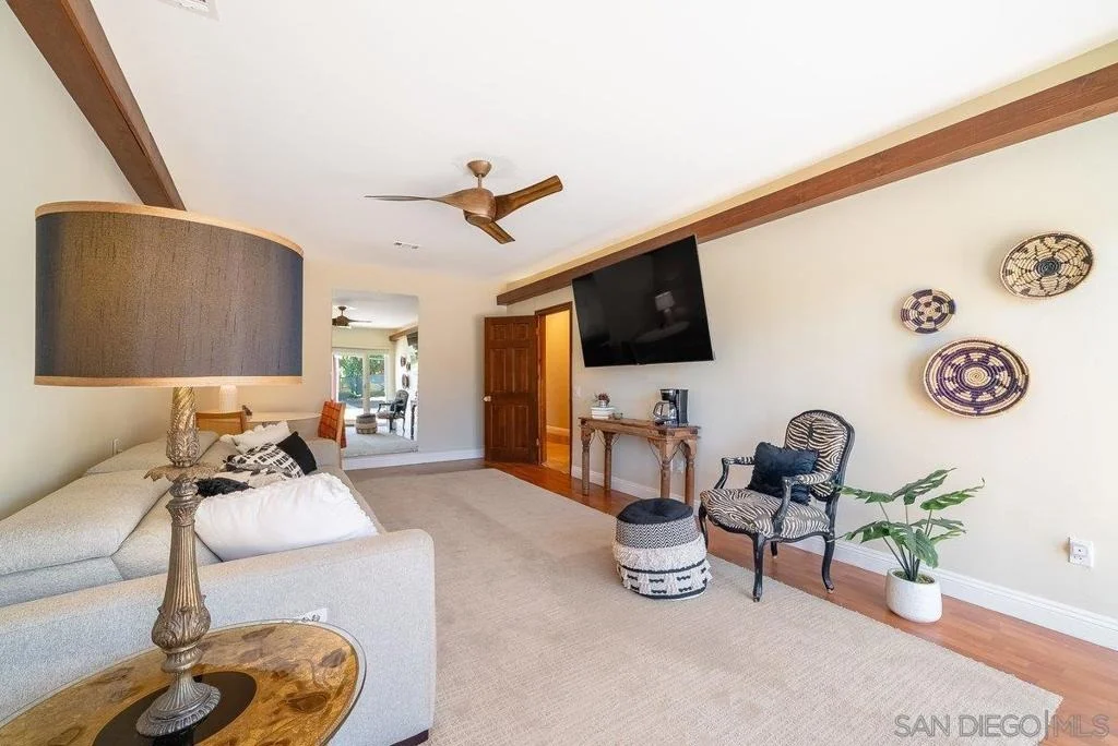Photo of 33 Gateview