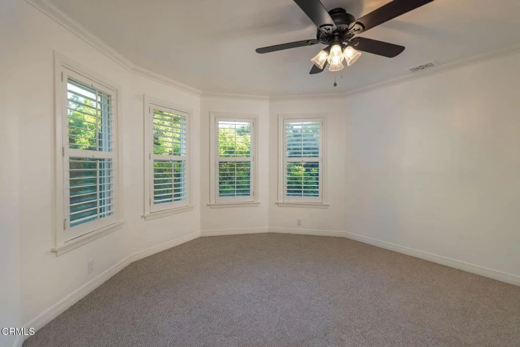 Photo of 1450 Grand Avenue