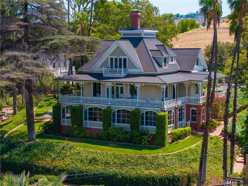 Photo of 2812 Ivy