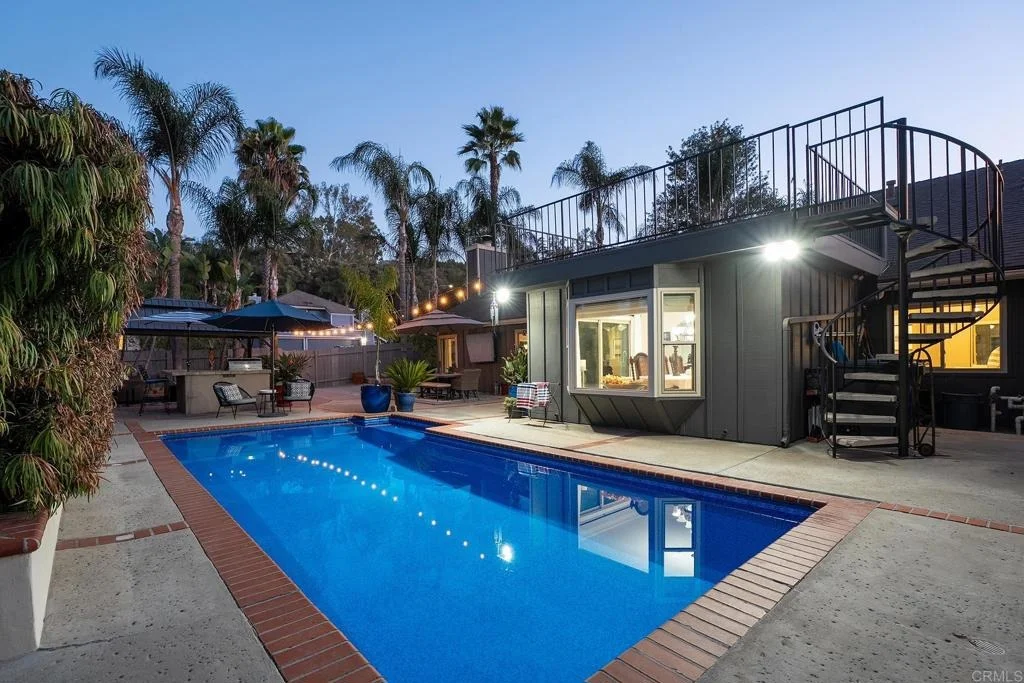 Photo of 1240 Foote Path Way
